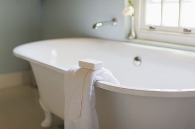 Top Bathtub Installation Companies in Clayton, NC